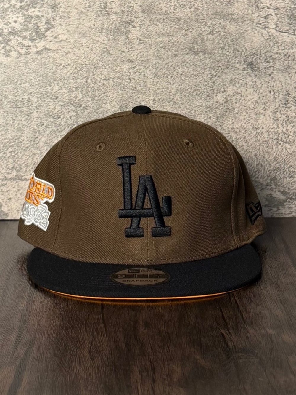 New Era LA Dodgers Brown Black 1981 World Series 9FIFTY Snapback Hat NWT